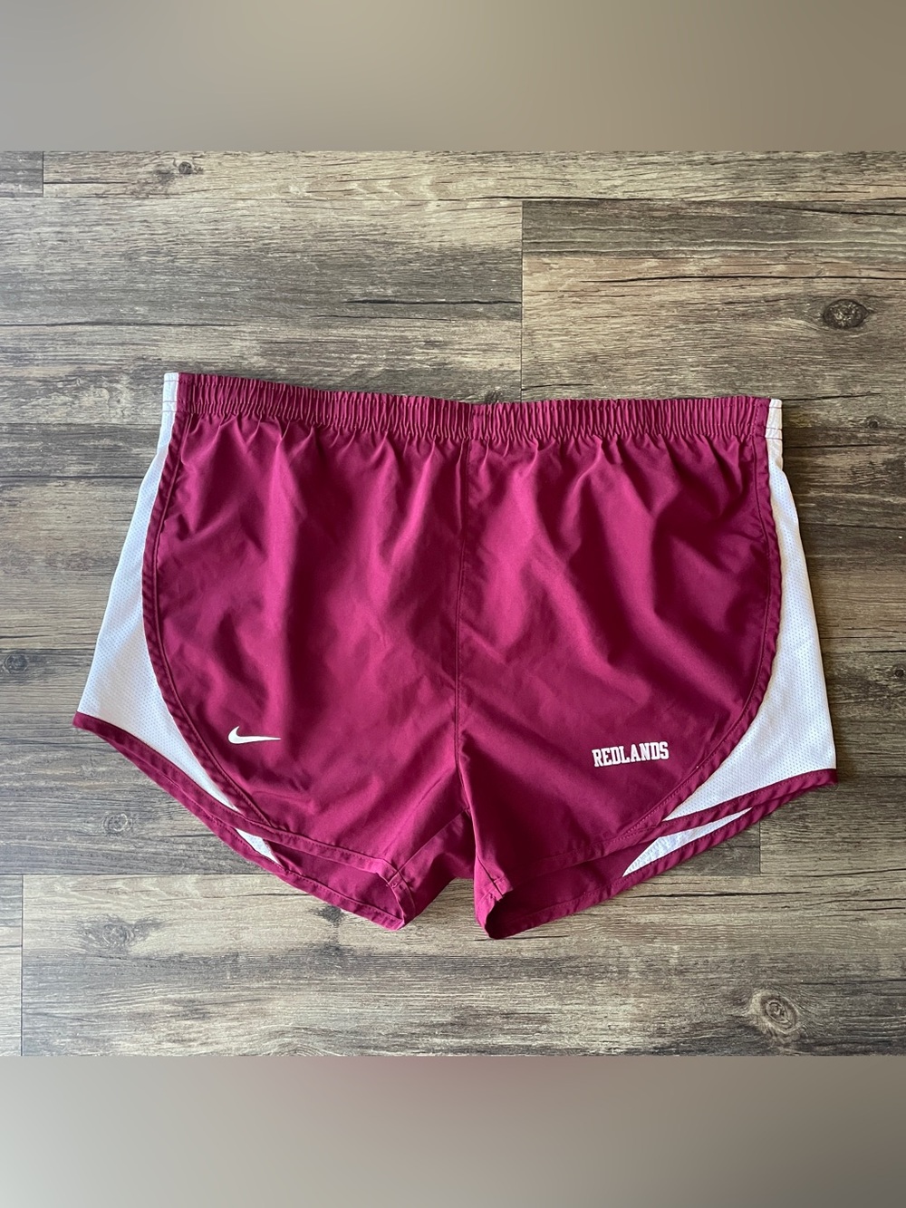 Nike Dri-FIT WOMENS SMALL Maroon Running Shorts Track Cross Country Redlands